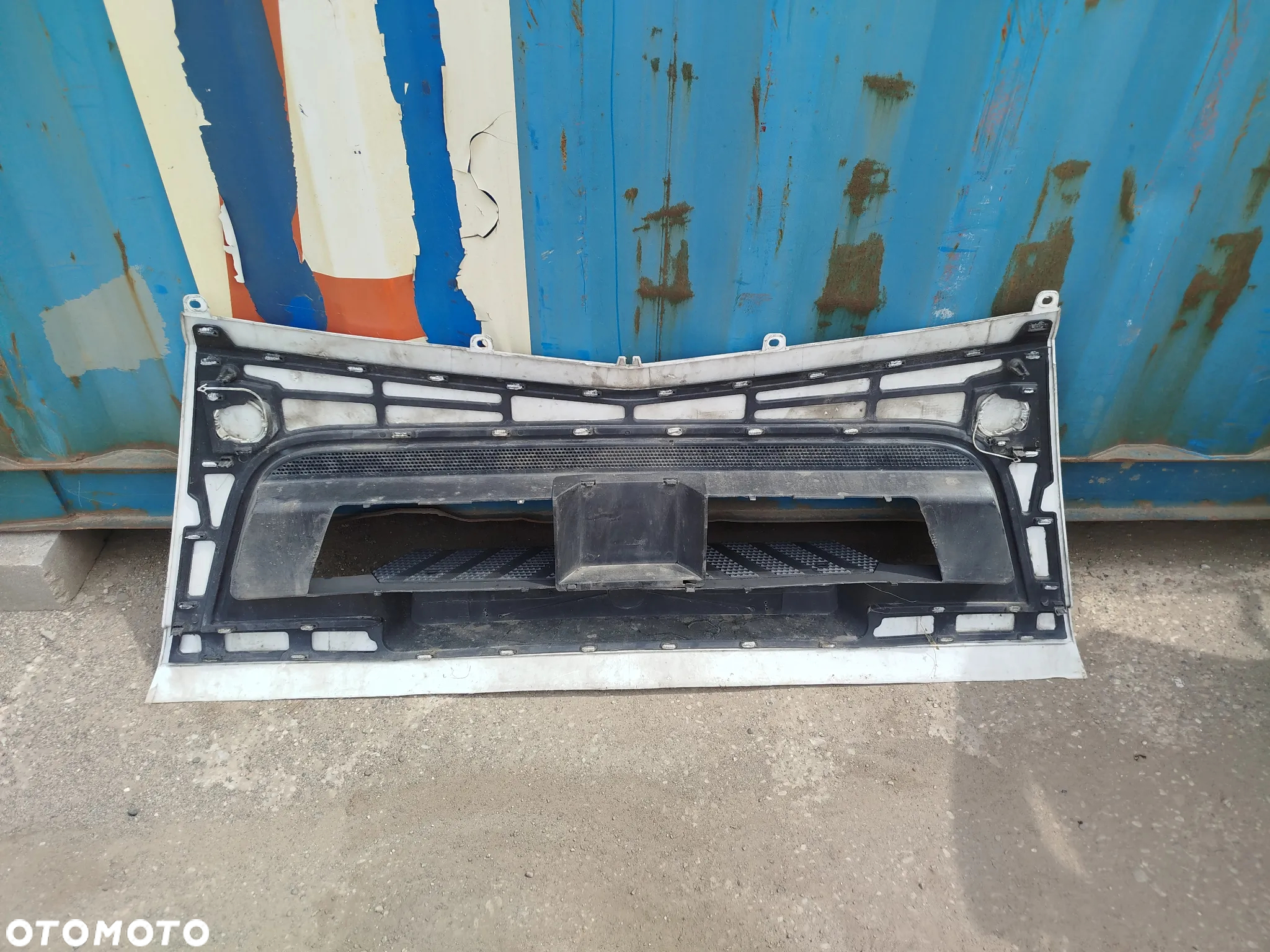 Mercedes Actros grill atrapa - 5