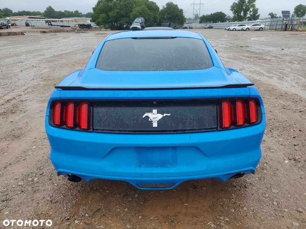 Ford Mustang 3.7 V6 - 7
