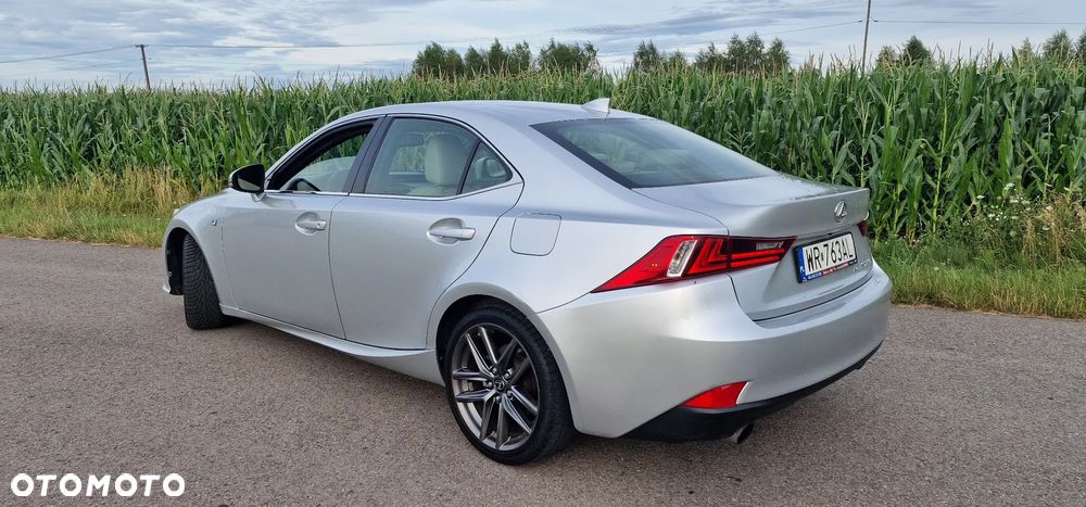 Lexus IS 250 F Sport - 6