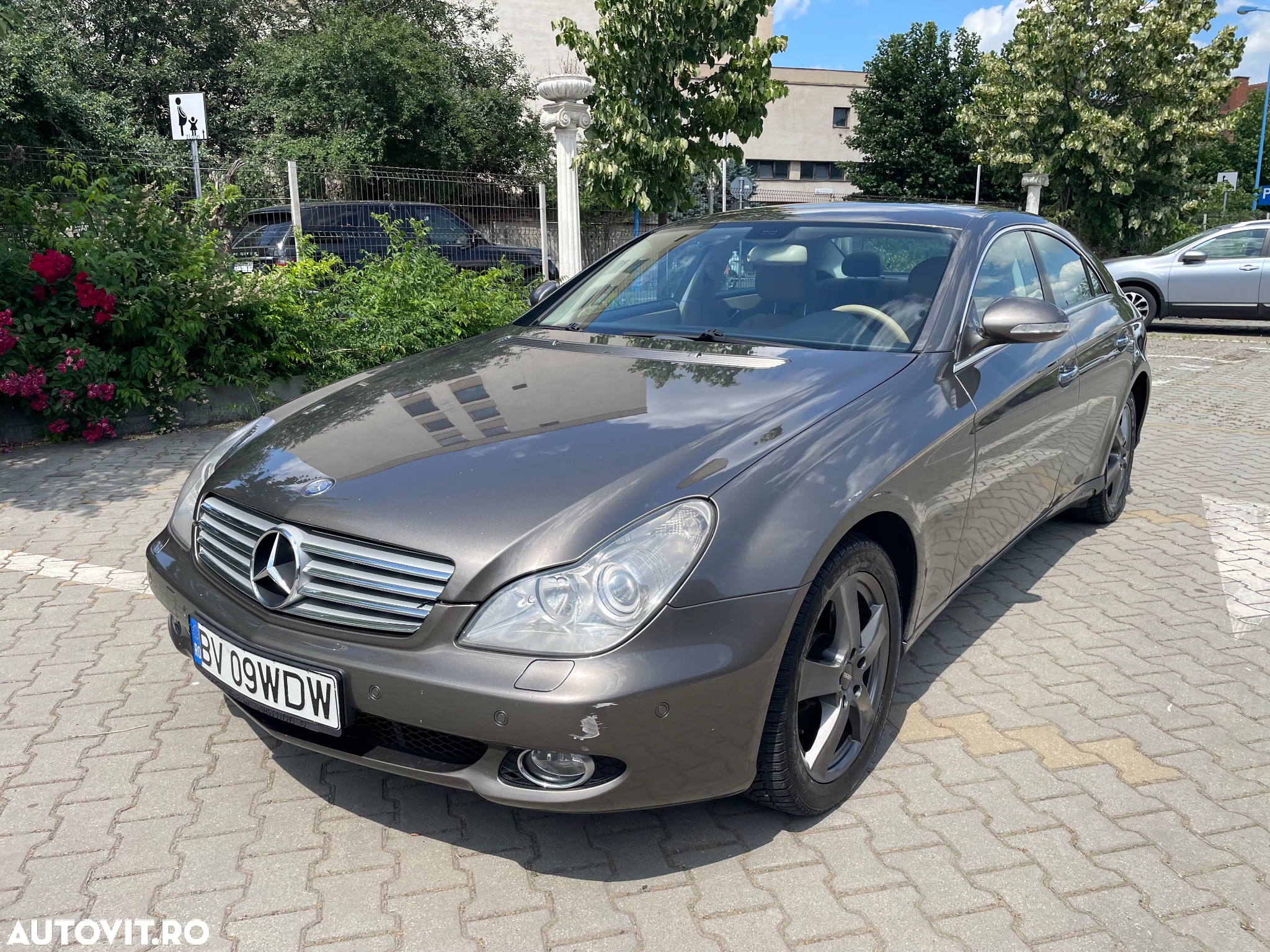 Mercedes-Benz CLS 500 Aut - 2