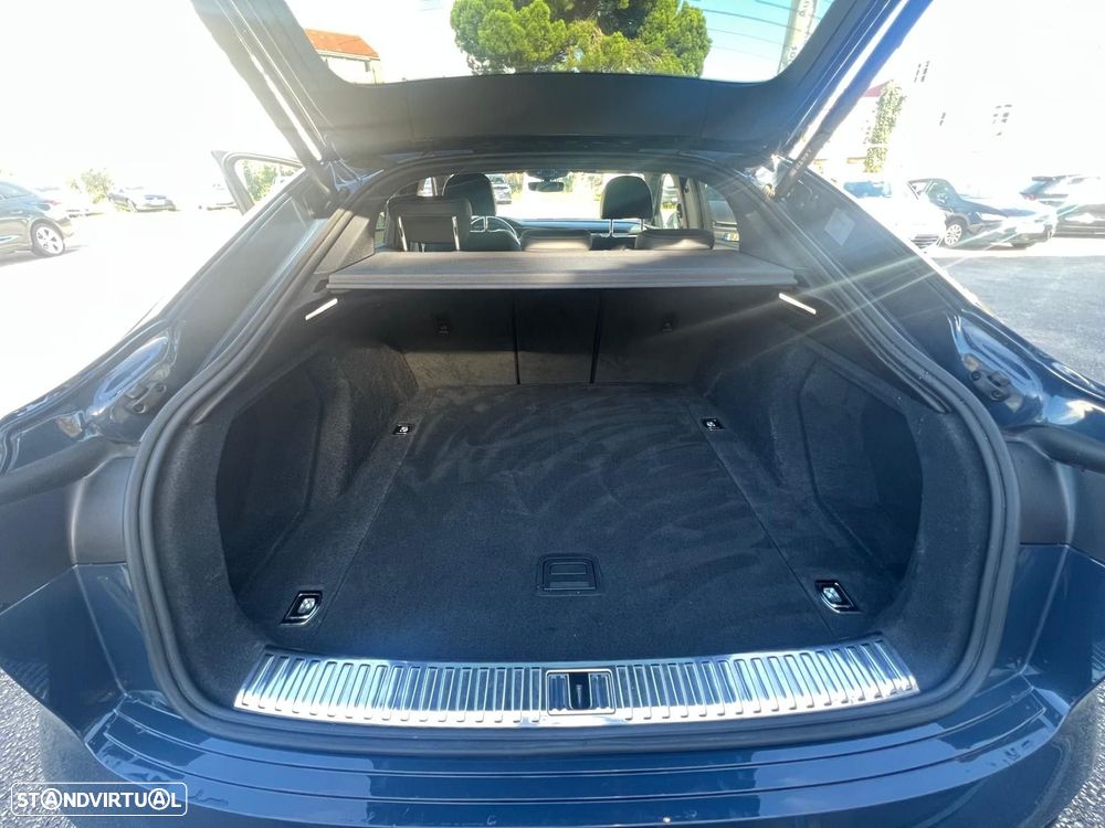 Audi Q8 e-Tron Sportback 50 quattro S line - 9