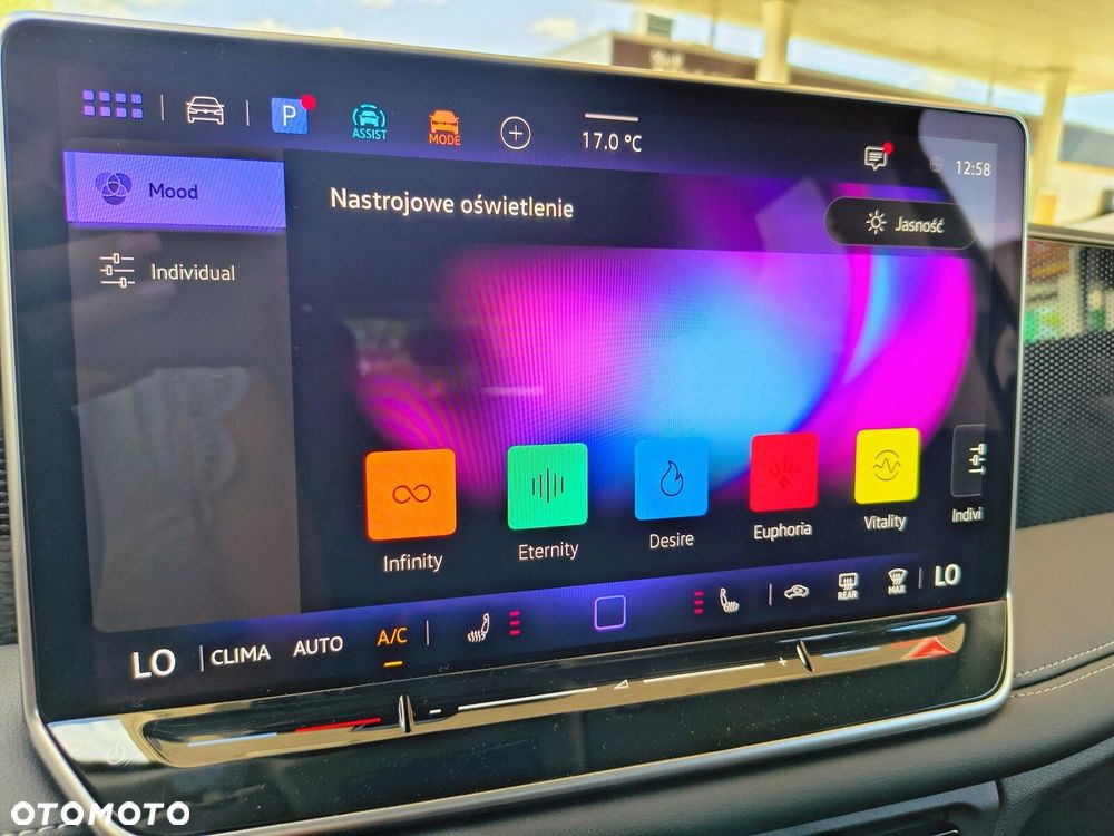 Volkswagen Tiguan 1.5 eTSI Life Plus DSG - 21
