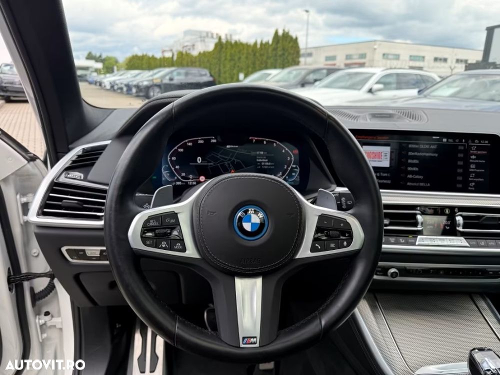BMW X5 xDrive45e - 15