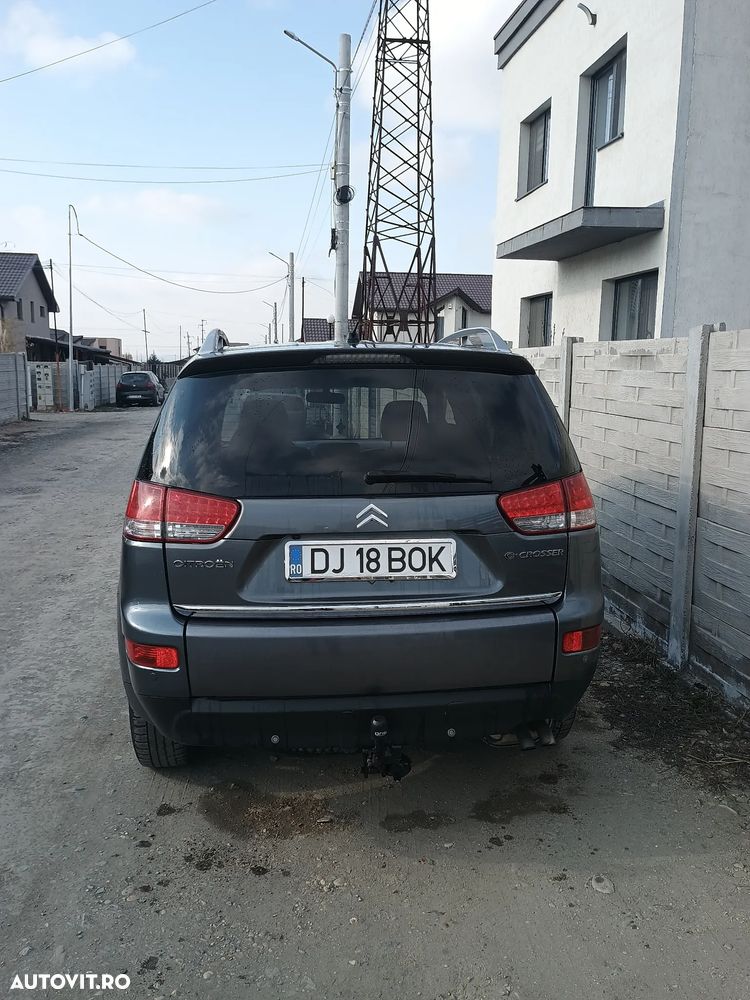 Citroën C-Crosser - 9