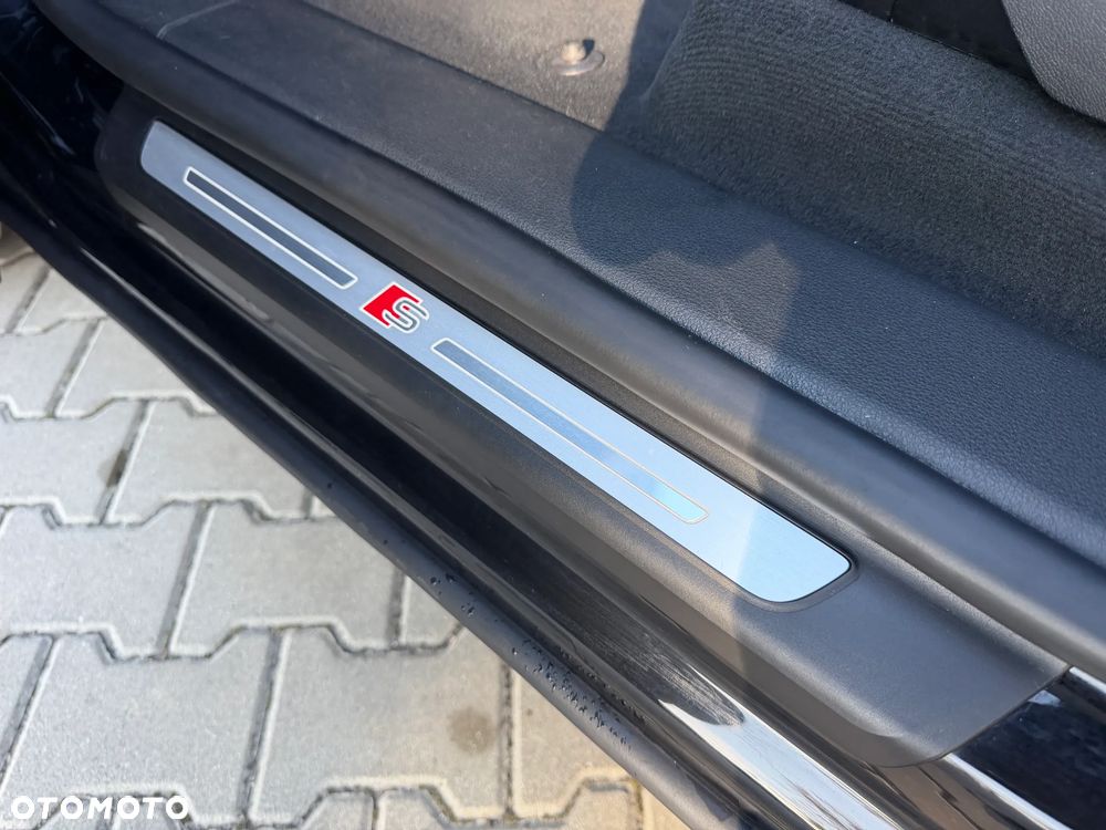 Audi Q8 60 TFSI e Quattro Tiptronic - 31