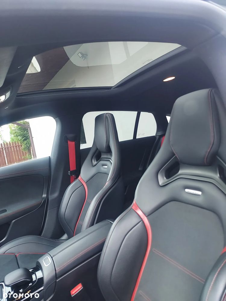 Mercedes-Benz CLA AMG 35 4-Matic 7G-DCT - 15