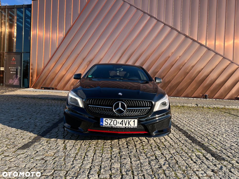 Mercedes-Benz CLA 200 7G-DCT AMG Line - 6