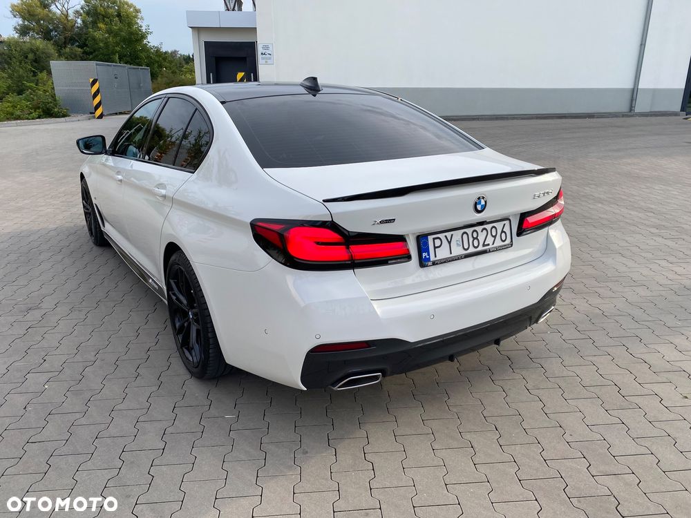 BMW Seria 5 520d xDrive mHEV M Sport - 19