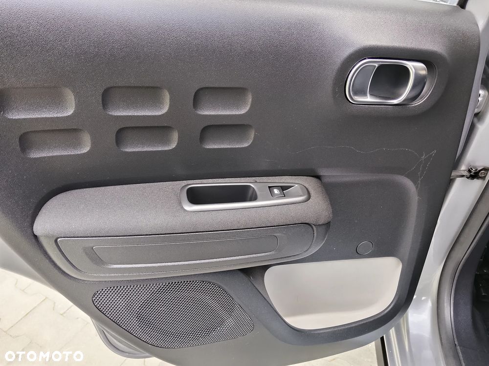 Citroën C3 1.2 PureTech Shine - 26