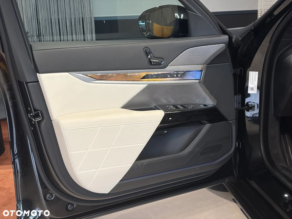 BMW Seria 7 740d xDrive mHEV M Sport sport - 16