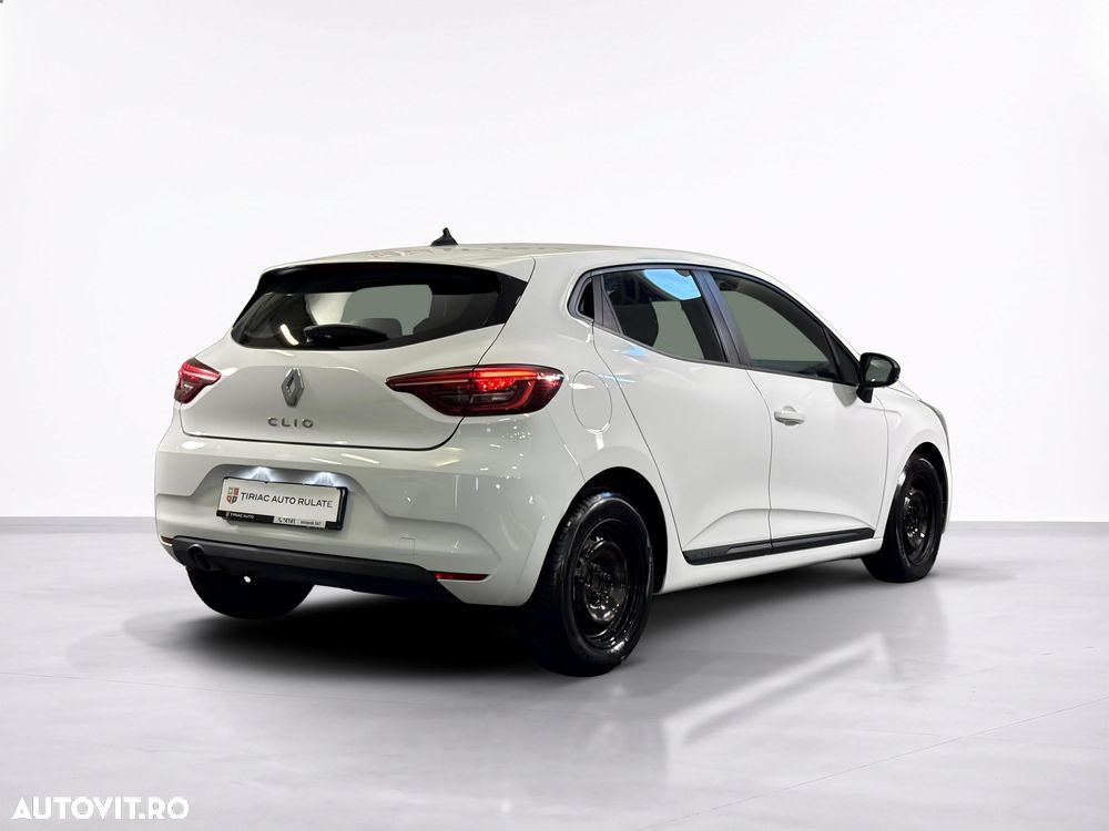 Renault Clio - 6