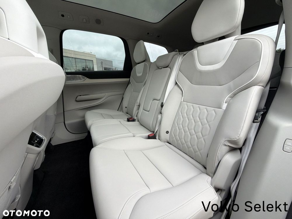 Volvo EX90 - 19