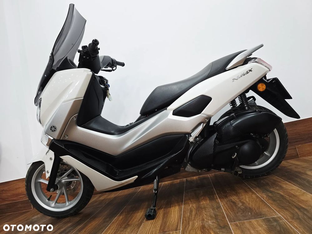 Yamaha NMAX - 19
