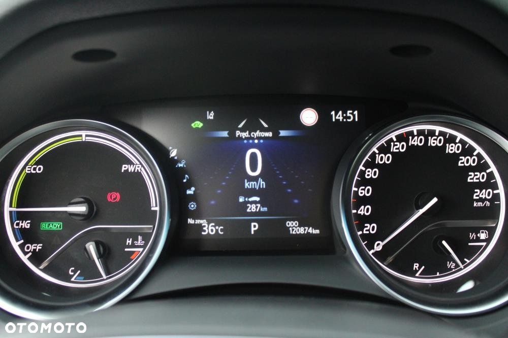 Toyota Camry - 14