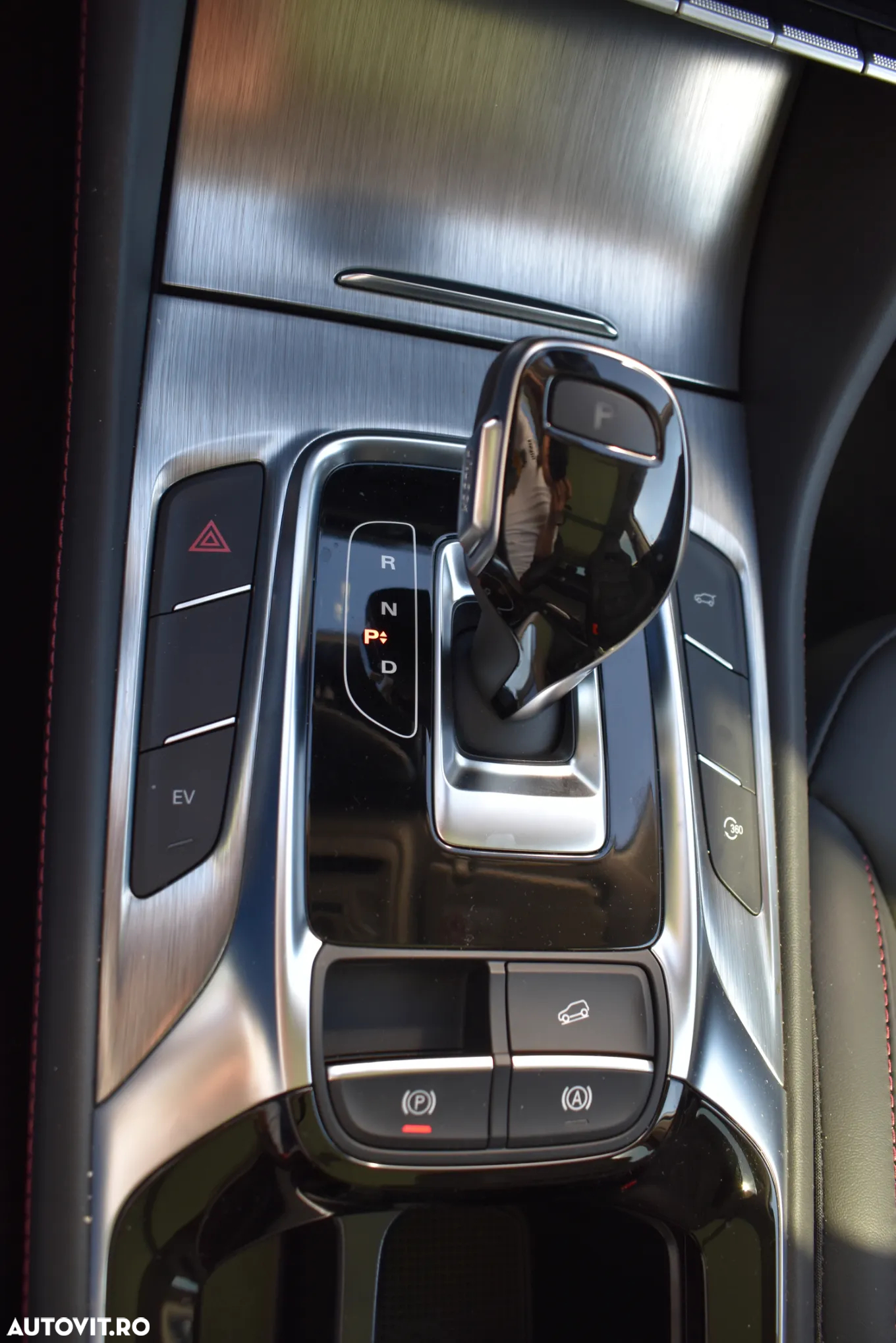 MG EHS 1.5 T-GDi AT PHEV Exclusive - 25