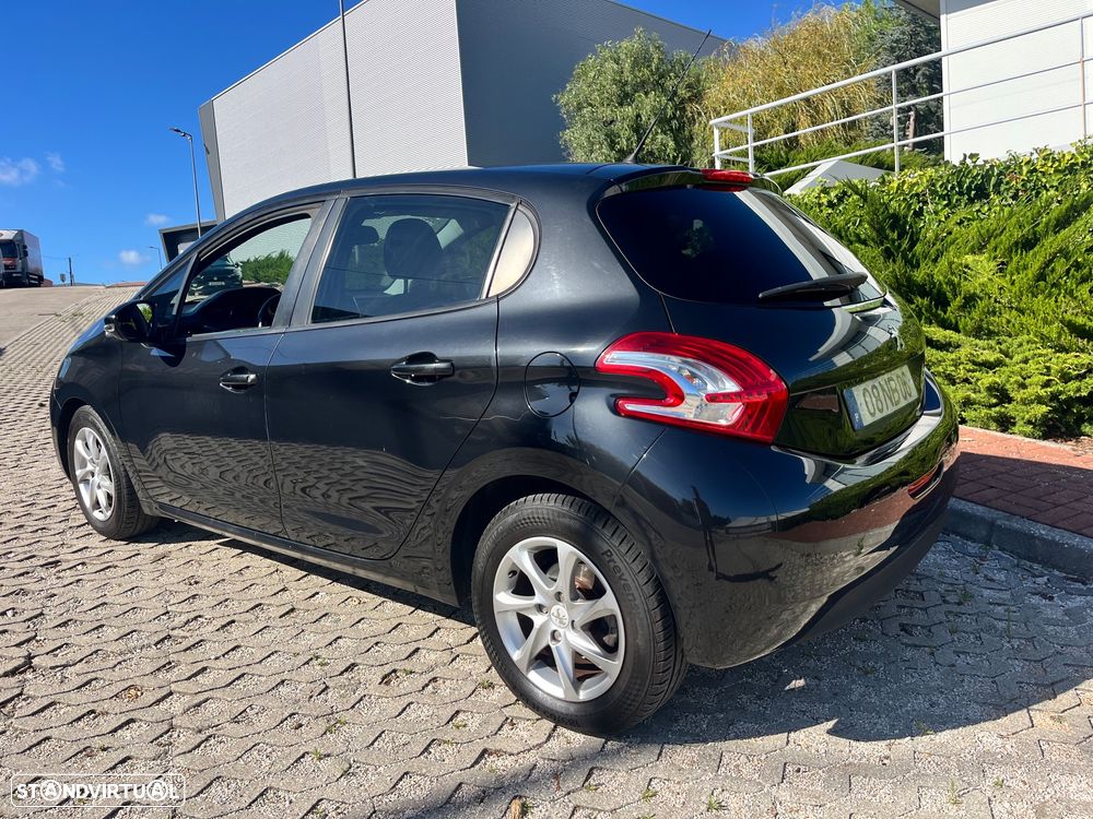 Peugeot 208 1.4 VTi Allure - 2