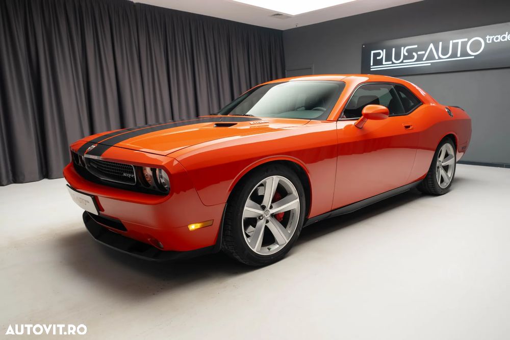 Dodge Challenger - 7