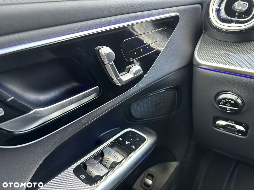 Mercedes-Benz GLC 220 d 4Matic 9G-TRONIC AMG Line Advanced - 28
