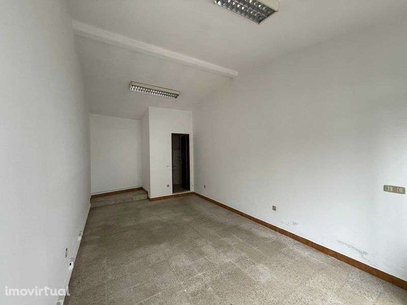 Loja Comercial - Barroselas - Grande imagem: 2/5