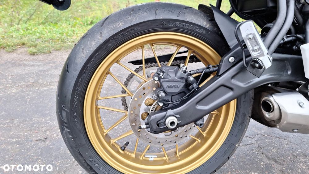 Kawasaki Z 650 RS - 11