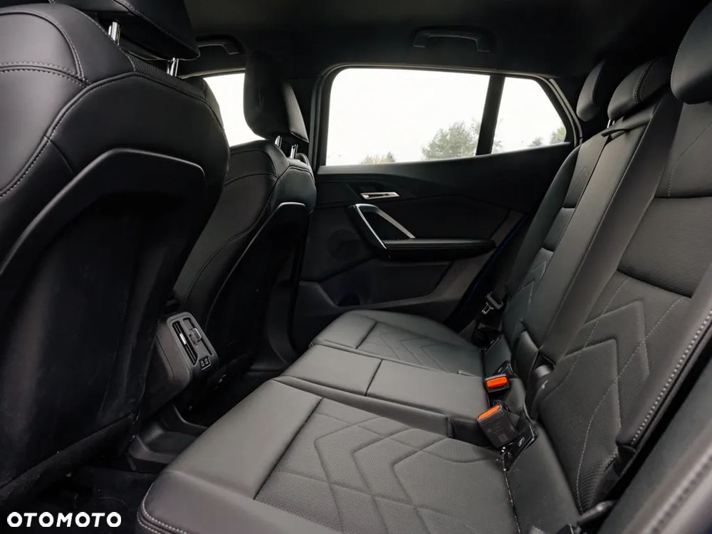 BMW X2 sDrive20i - 11