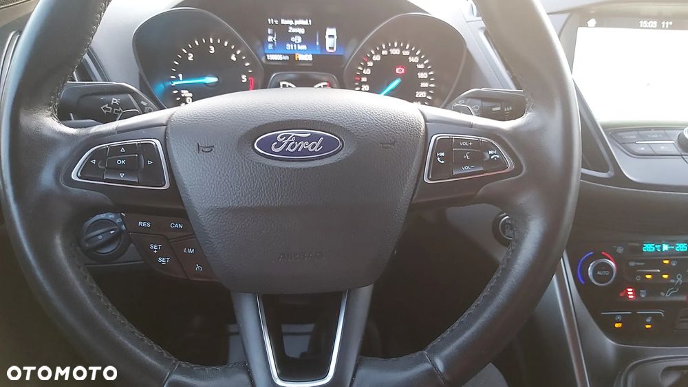 Ford Kuga 1.5 TDCi 2x4 Titanium - 26