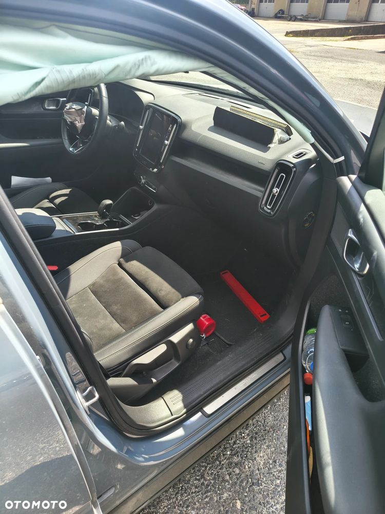 Volvo C40 - 11