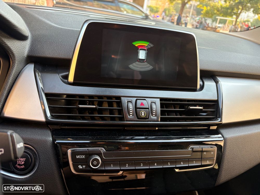BMW 216 Gran Tourer i 7L Advantage - 21
