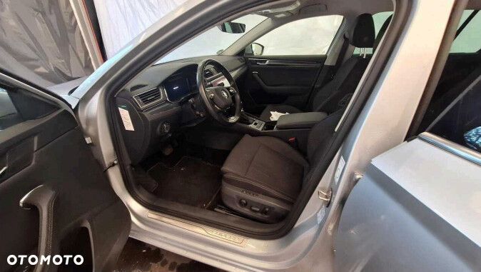 Skoda Superb 2.0 TDI SCR Style DSG - 5