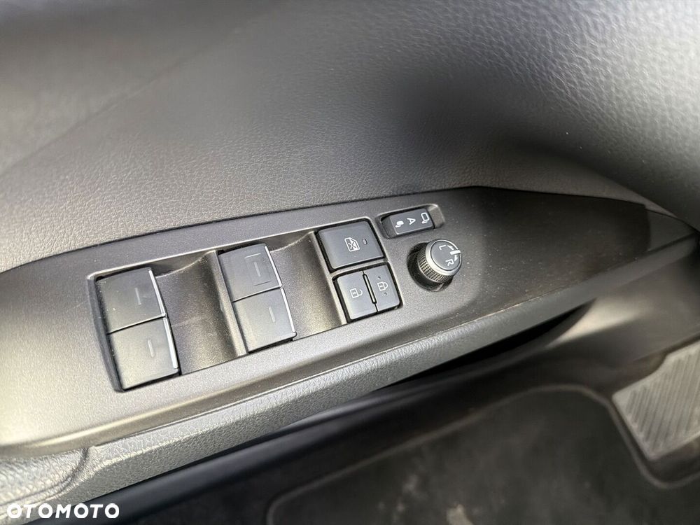 Toyota Camry 2023