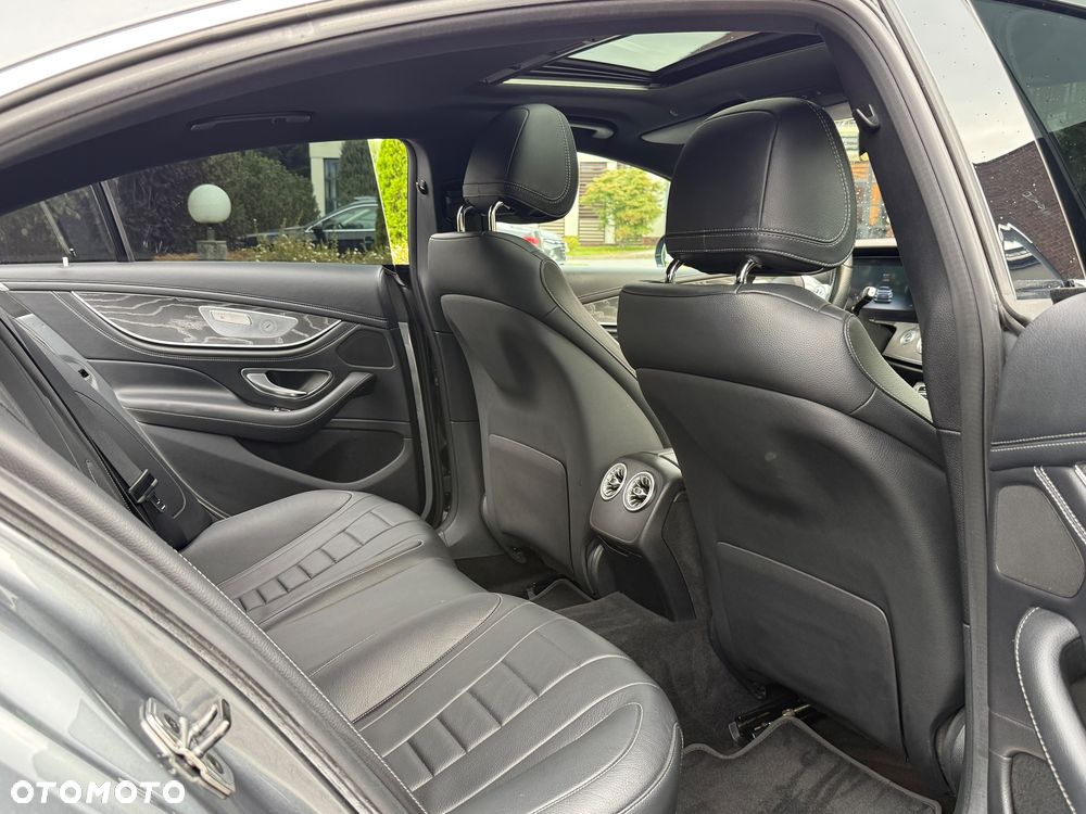 Mercedes-Benz CLS 450 4-Matic AMG - 38