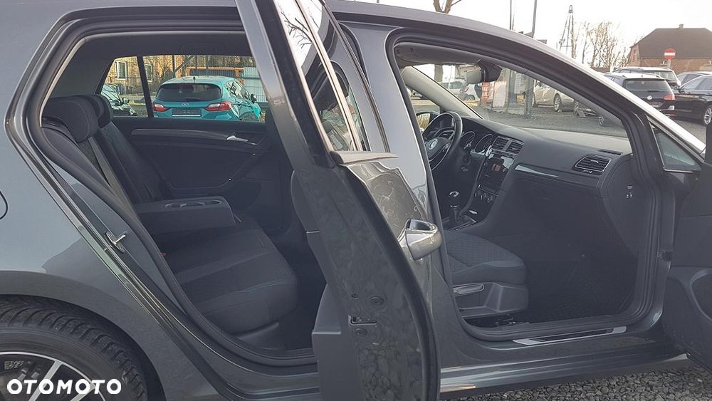 Volkswagen Golf 1.0 TSI Join - 26