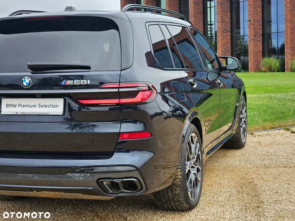 BMW X7 M50i sport - 12