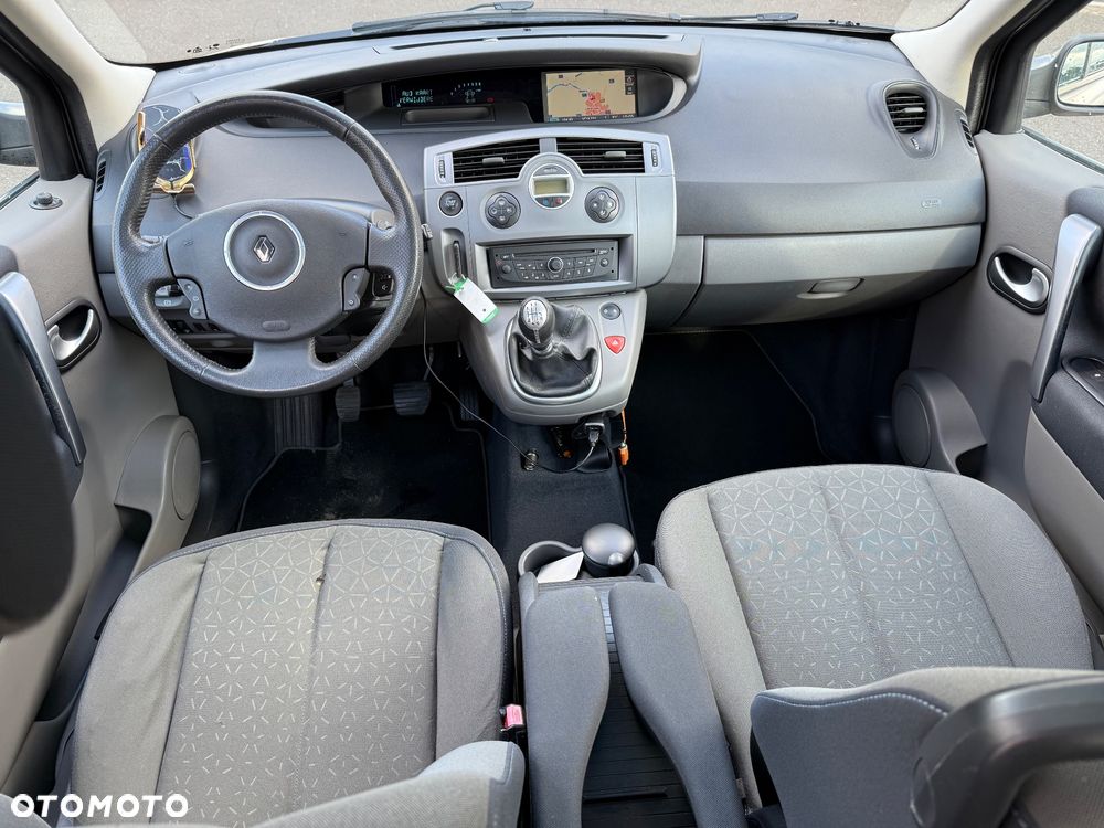 Renault Scenic 2.0 16V Privilege - 26