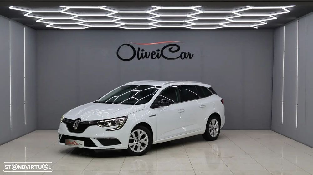 Renault Mégane Sport Tourer - 3