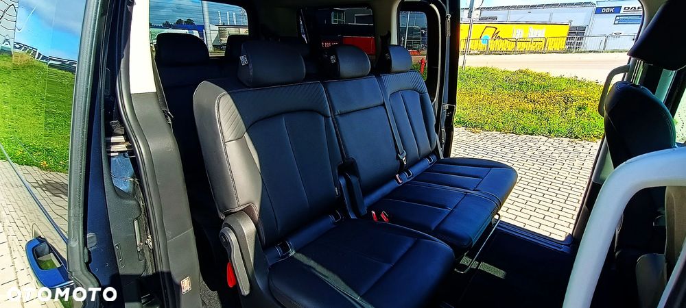 Hyundai Staria 1.6 T-GDI HEV Smart VIP - 31