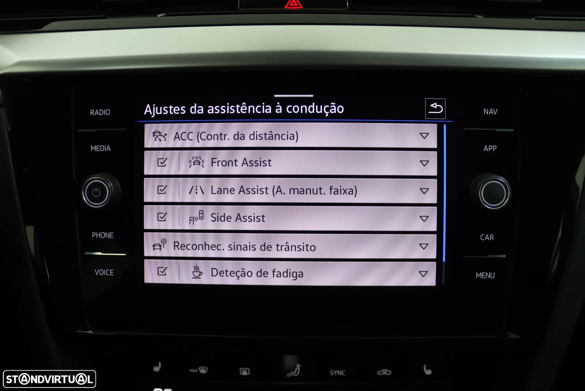 VW Arteon 2.0 TDI Elegance DSG - 34