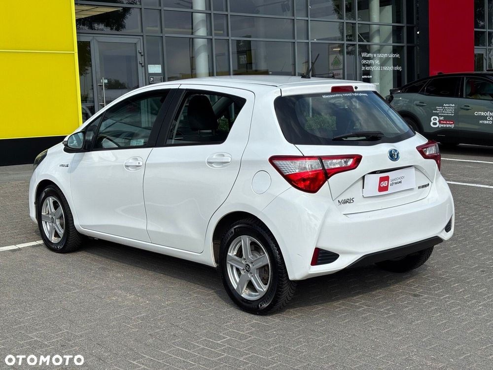 Toyota Yaris 1.5 Premium CVT - 8
