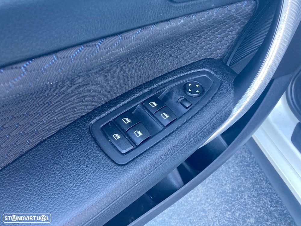 BMW 118 d xDrive Pack M - 21