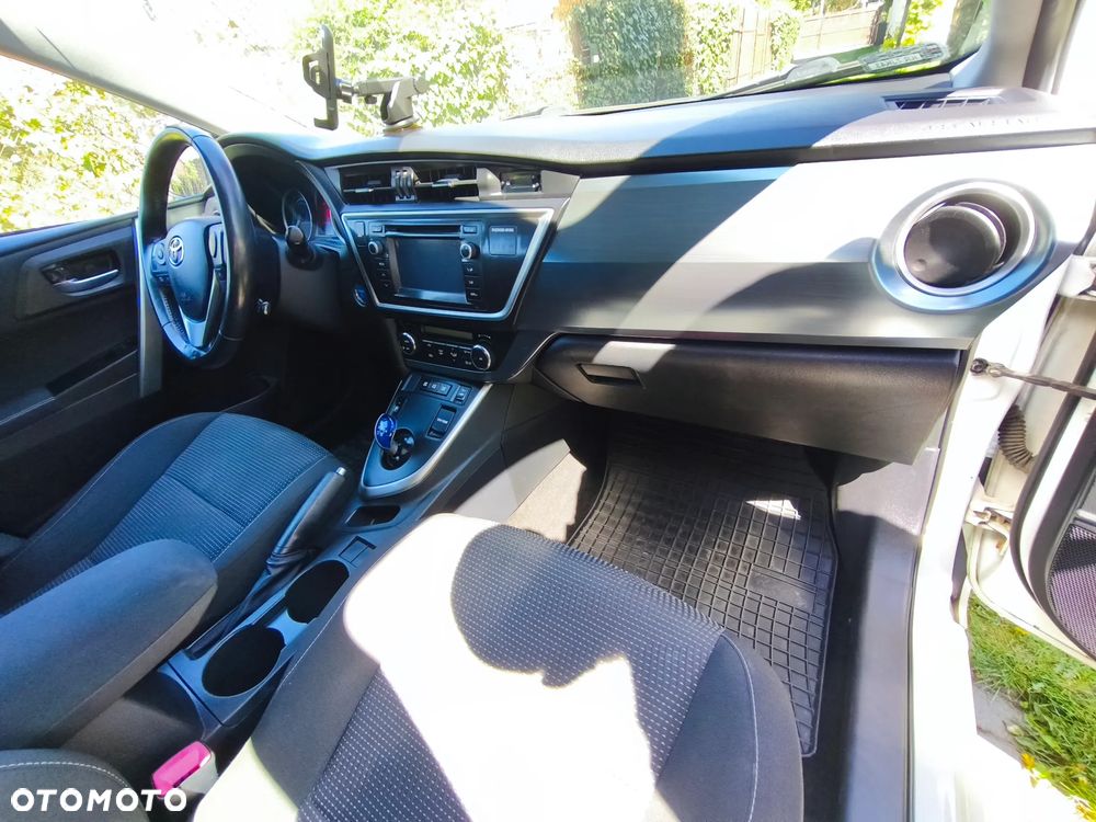 Toyota Auris - 22