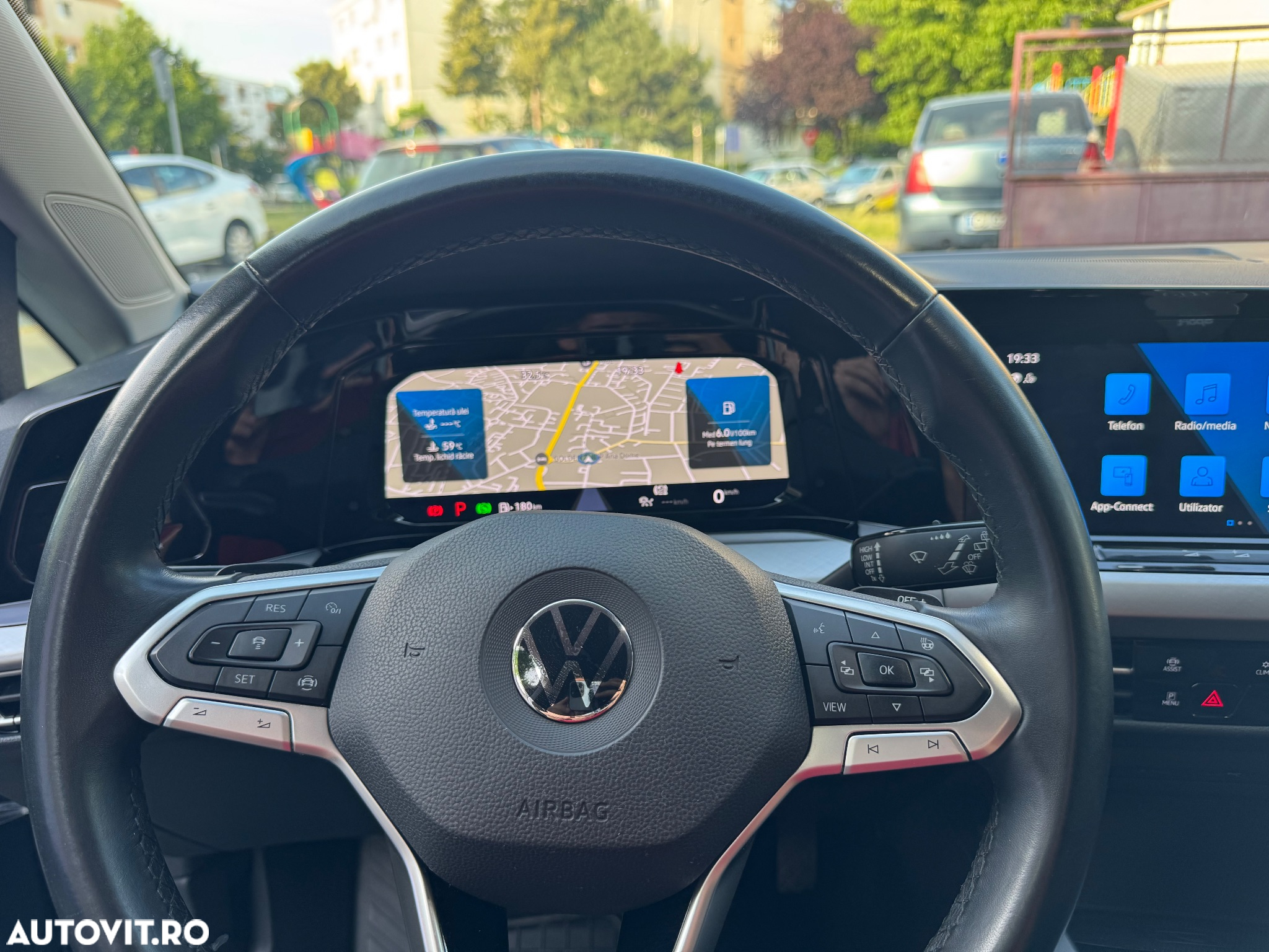Volkswagen Golf 2.0 TDI DSG Comfortline - 13