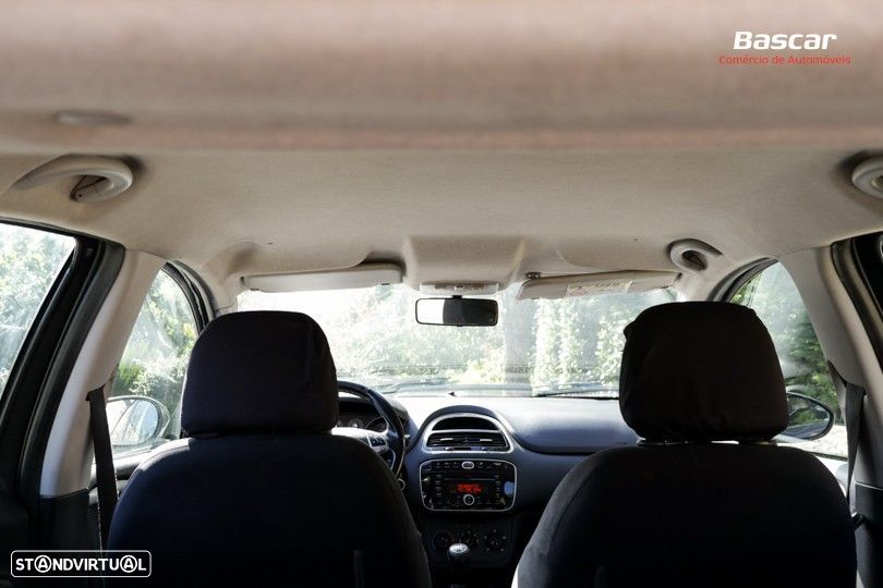 Fiat Punto 1.3 M-Jet Lounge S&S - 25