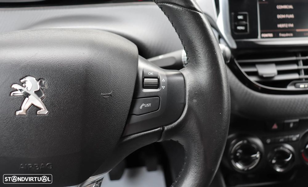 Peugeot 2008 1.2 PureTech Style - 25