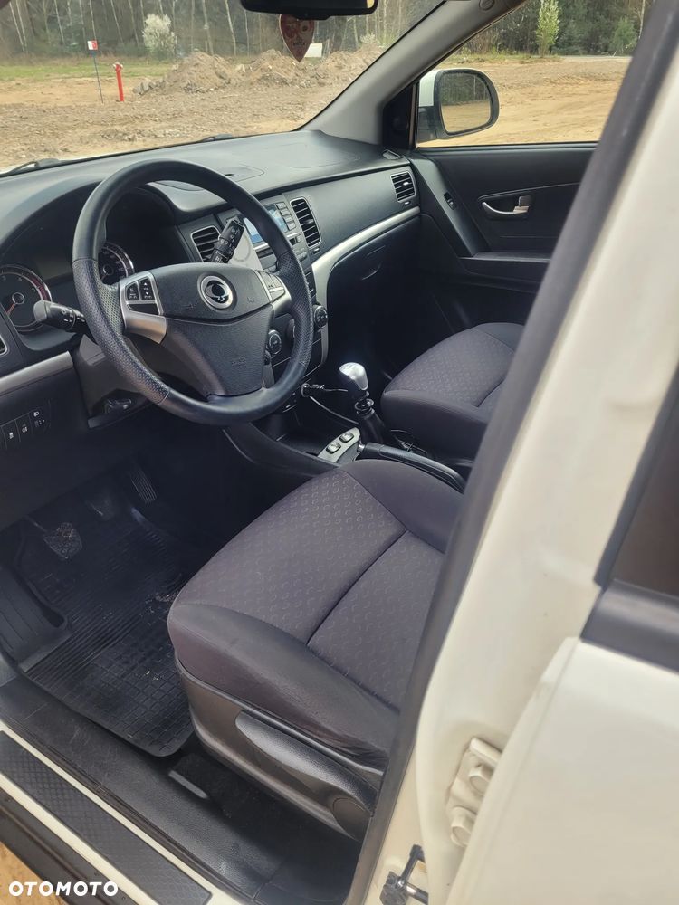 SsangYong/KGM Korando 2.0 E-XDi DPF 4WD Quartz - 18