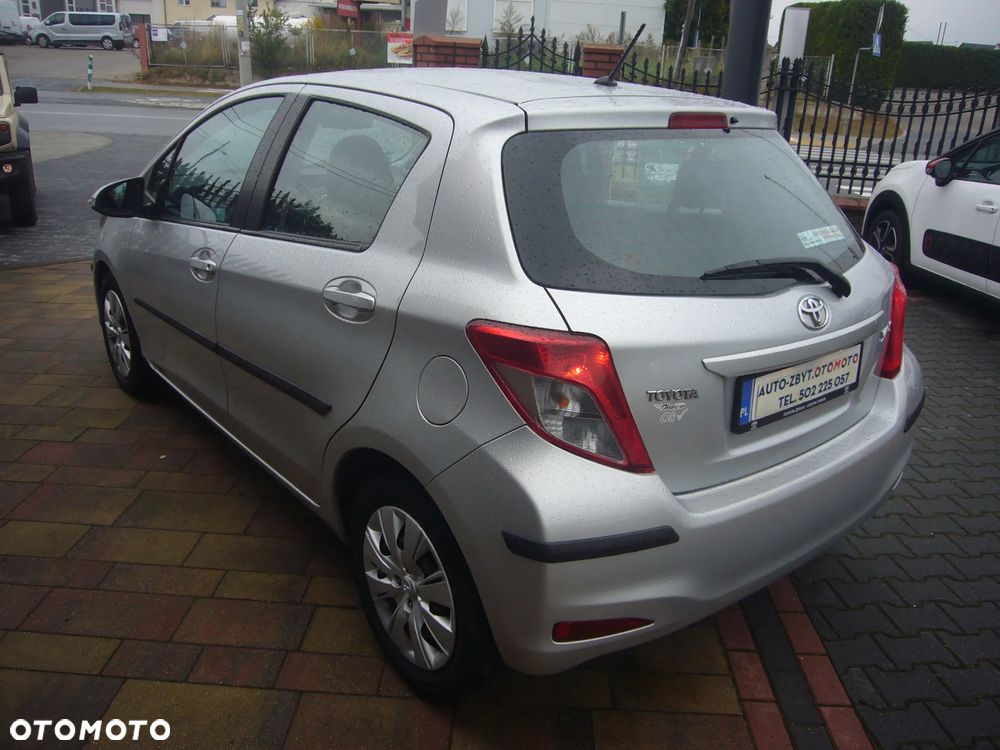 Toyota Yaris - 9