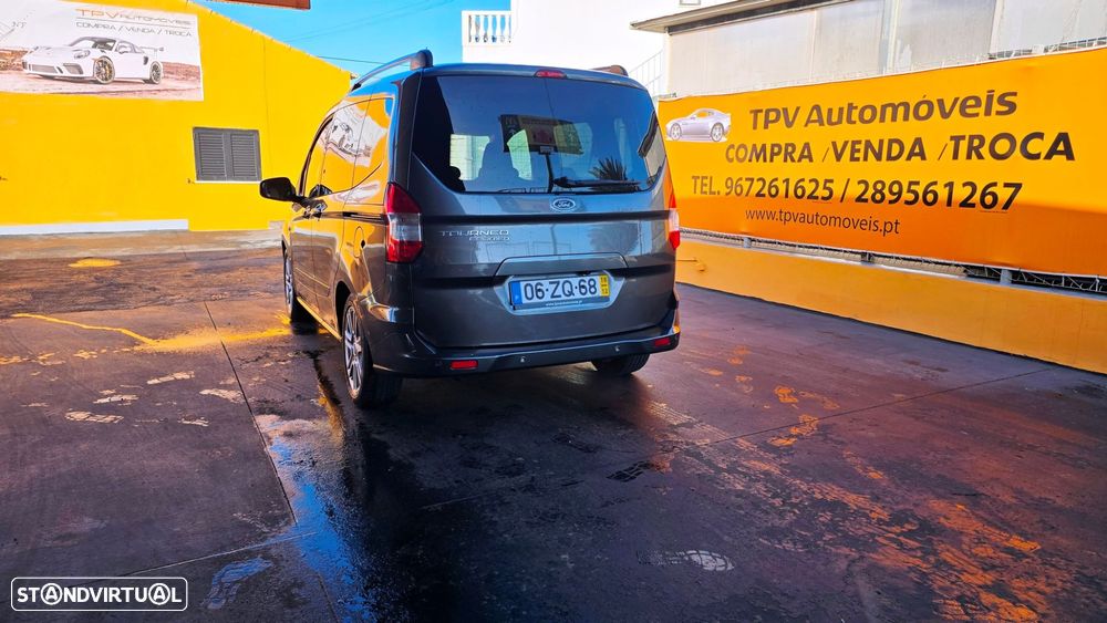 Ford Tourneo Courier 1.0 EcoBoost Titanium - 23