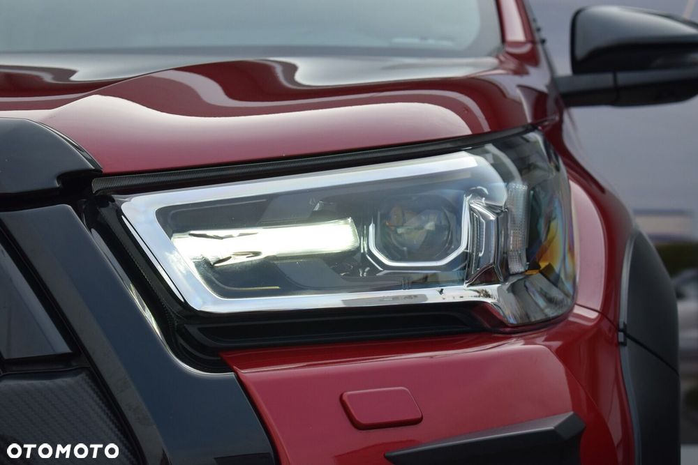 Toyota Hilux 2.8 D-4D Double Cab GR Sport 4x4 - 24