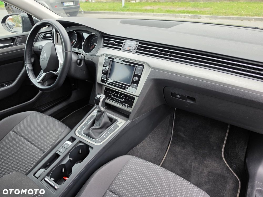 Volkswagen Passat 1.5 TSI EVO Essence - 3