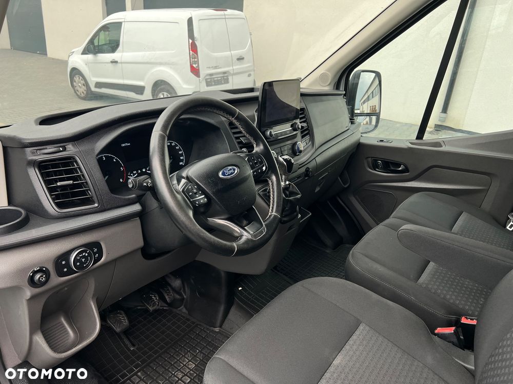 Ford Transit L3H2 - 24