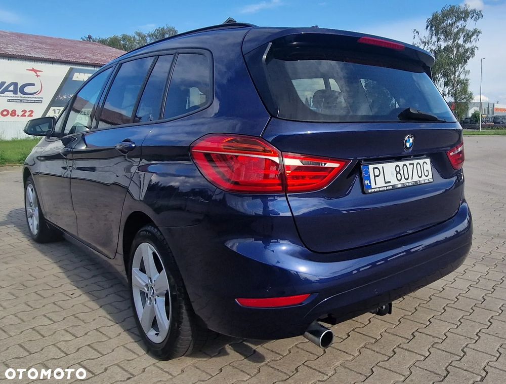 BMW Seria 2 218d GT Luxury Line sport - 11